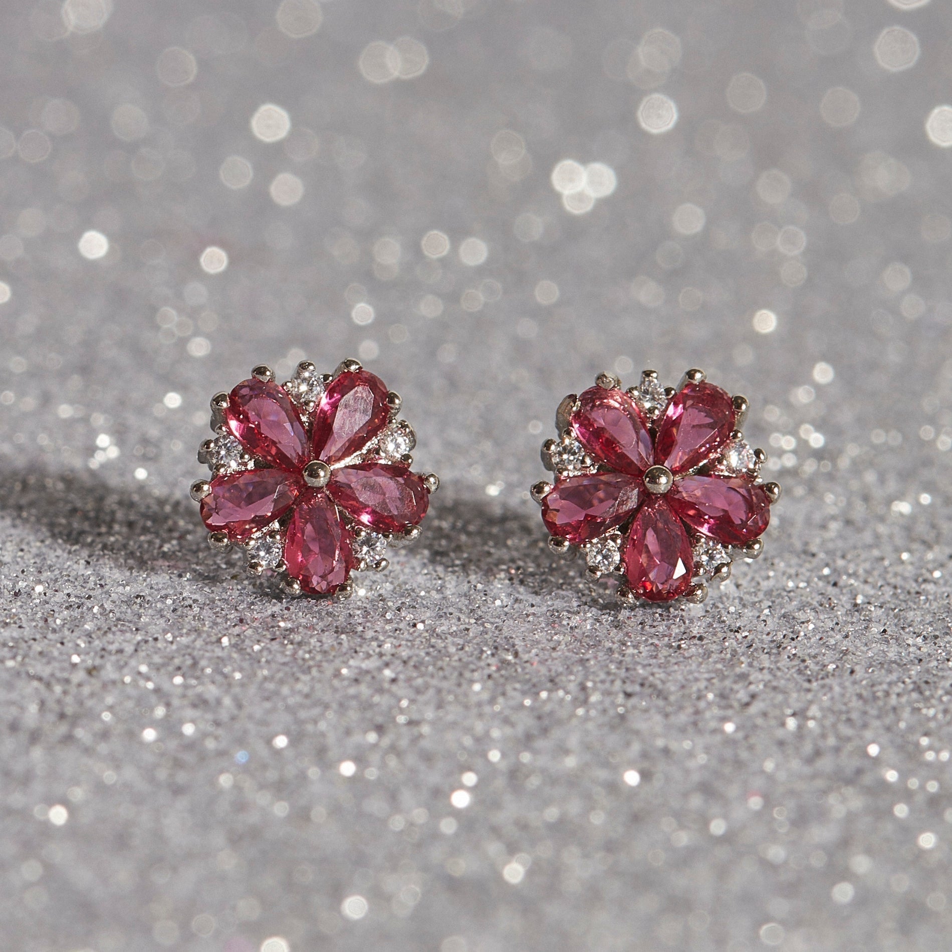 ARETE DHALIA RUBI SOPHIE CROWN